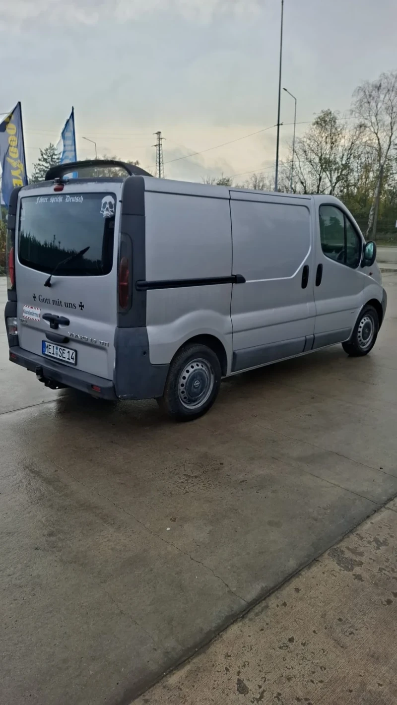 Opel Vivaro 1.9 d, снимка 2 - Бусове и автобуси - 52494716