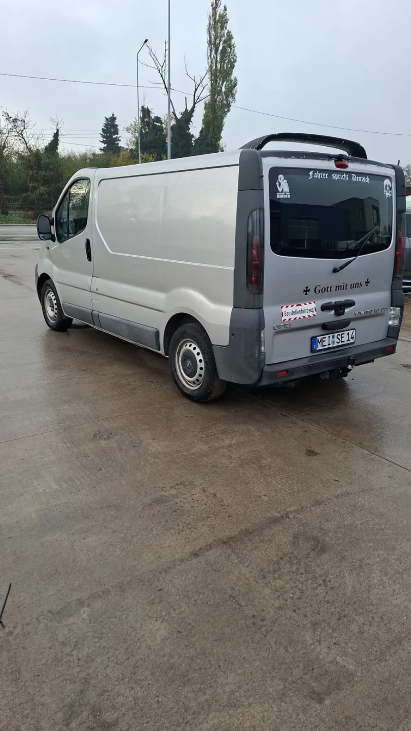 Opel Vivaro 1.9 d, снимка 3 - Бусове и автобуси - 52494716