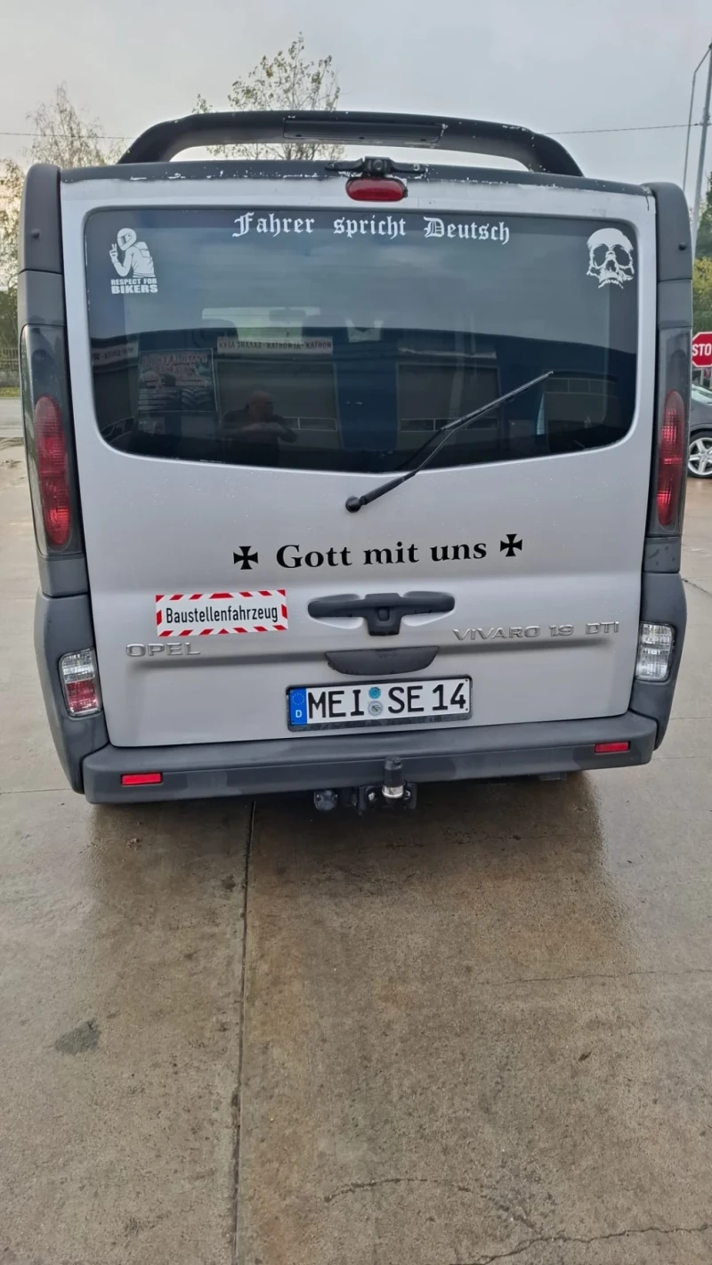Opel Vivaro 1.9 d, снимка 4 - Бусове и автобуси - 52494716