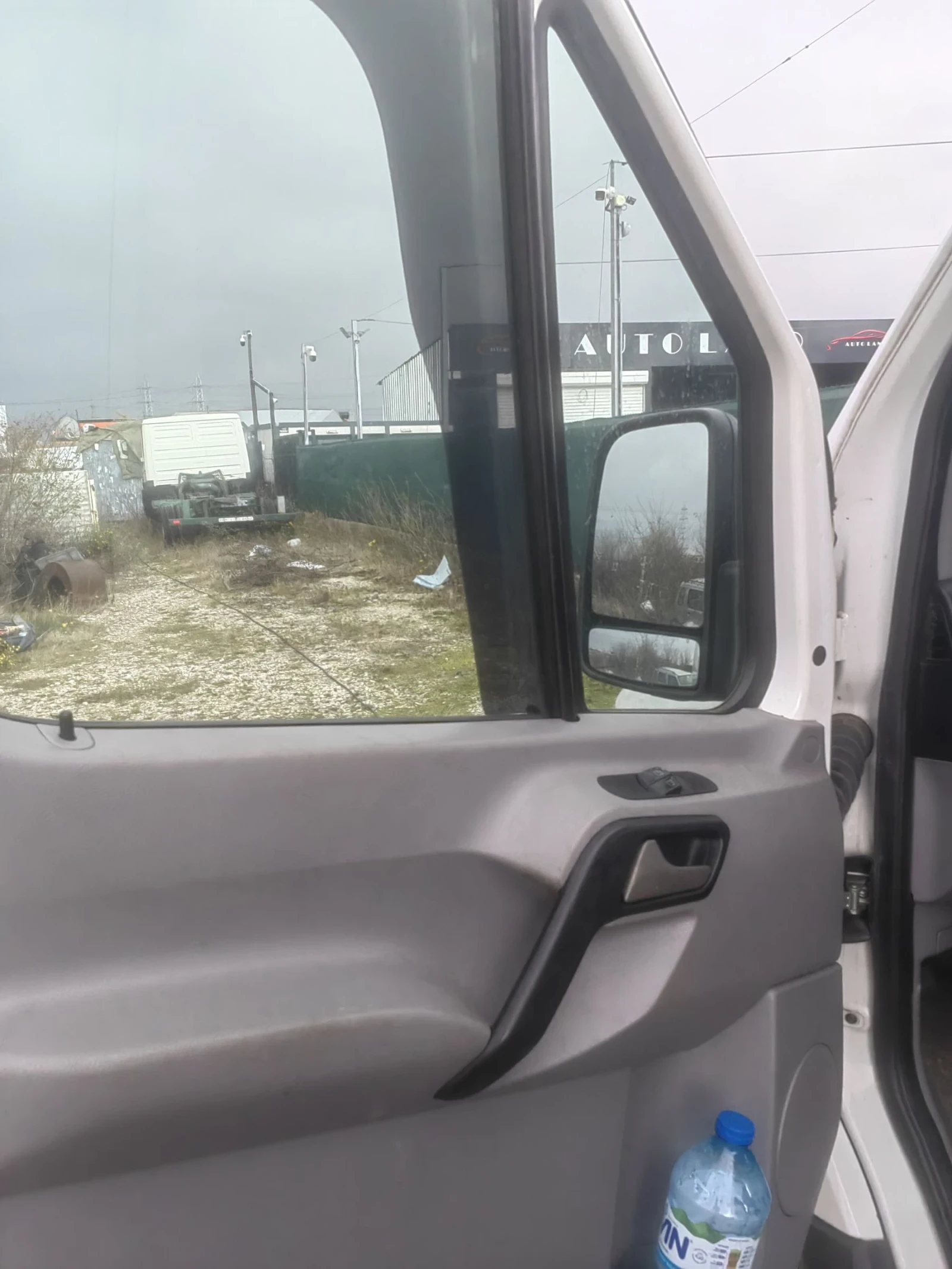 Mercedes-Benz Sprinter 318 W906 - изображение 5