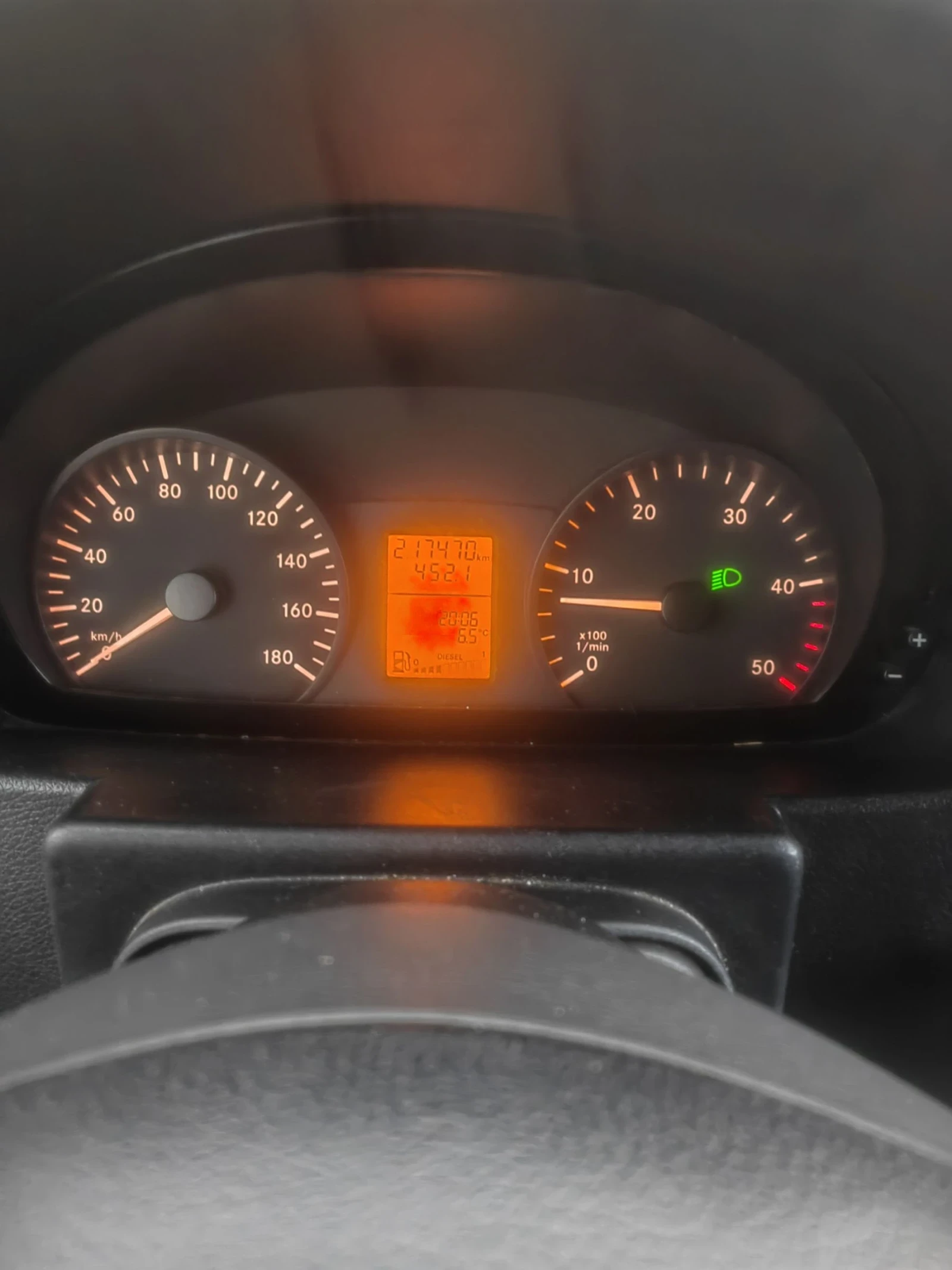 Mercedes-Benz Sprinter 318 W906 - изображение 7