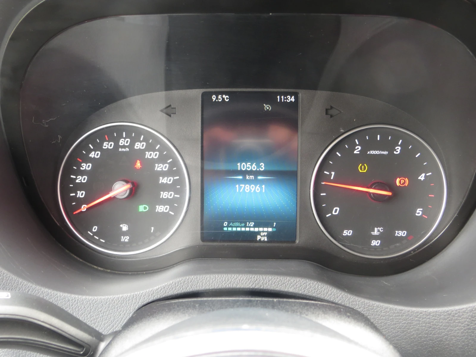 Mercedes-Benz Sprinter 315 CDI СРЕДНА БАЗА, снимка 11 - Бусове и автобуси - 53898195