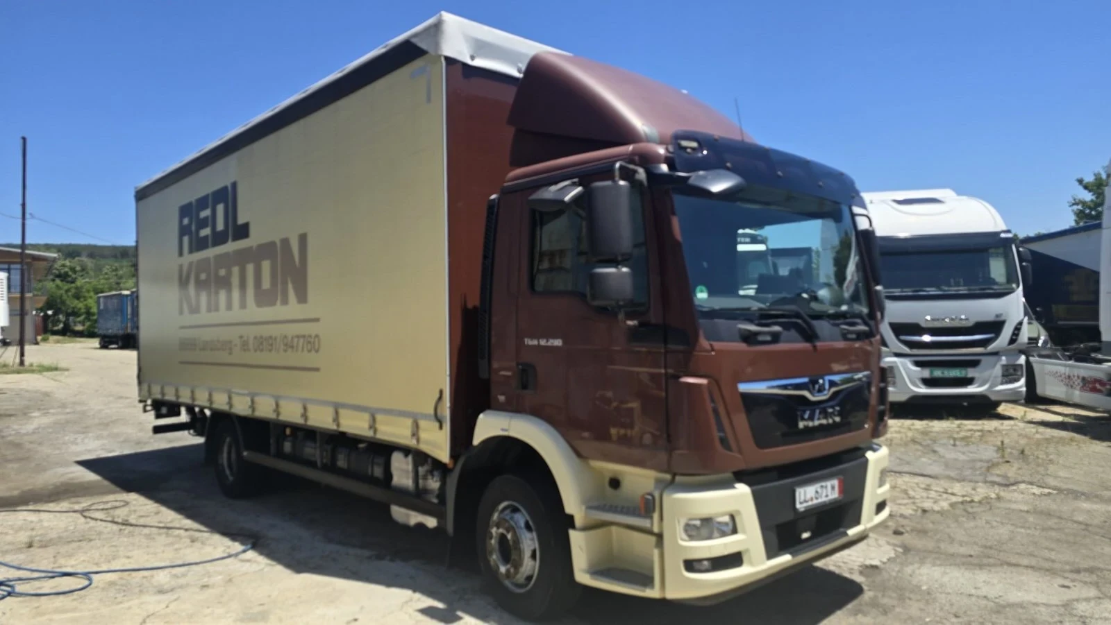 Man Tgm 12.290  / евро 6 / 7.30 дължина / падащ борд, снимка 6 - Камиони - 55086772