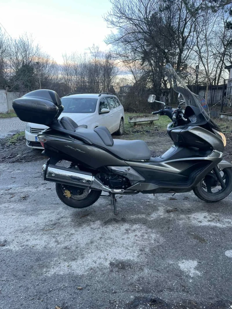 Honda Silver Wing 600i, снимка 2 - Мотоциклети и мототехника - 53418381