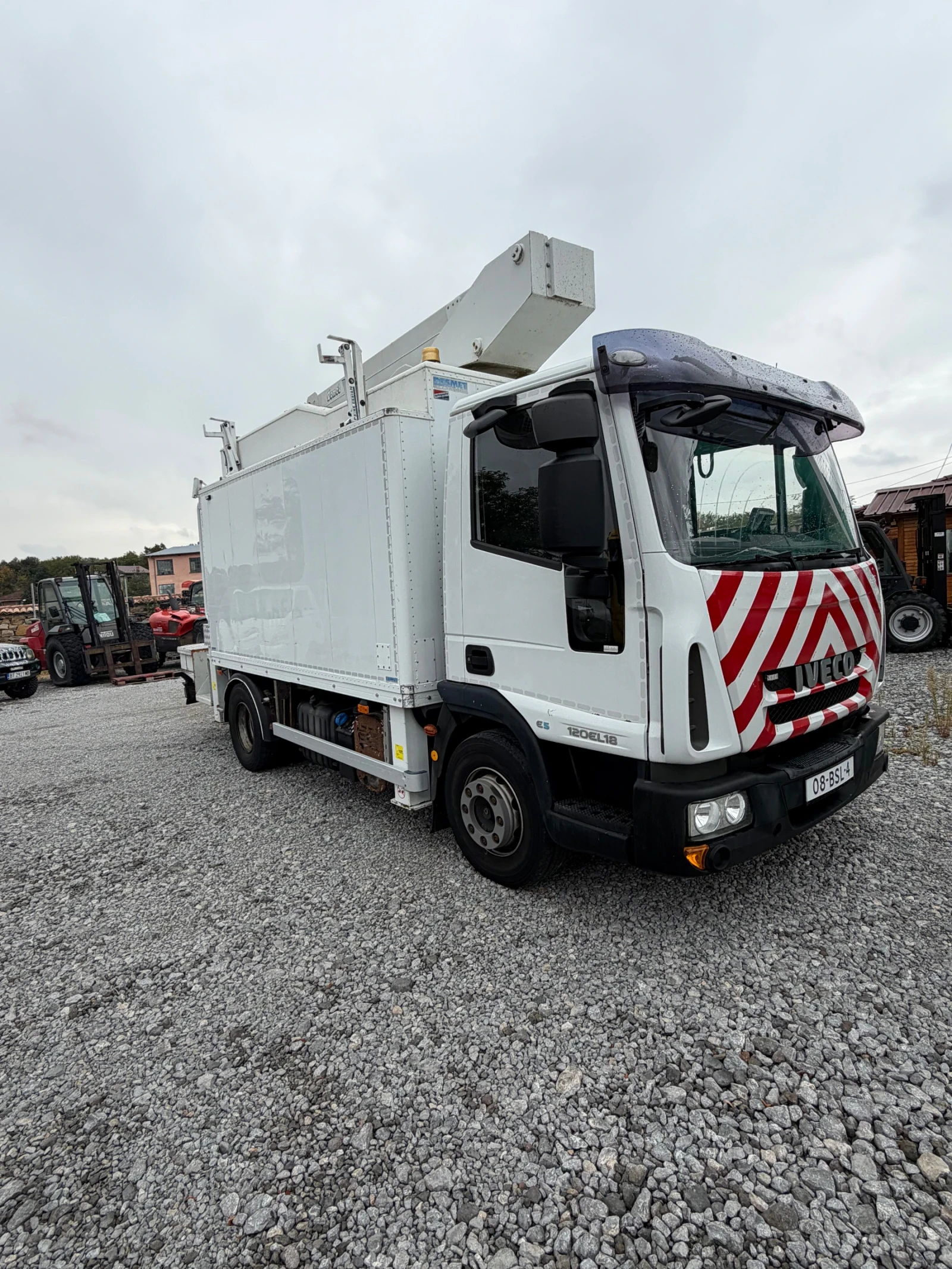 Автовишка Iveco 120EL18