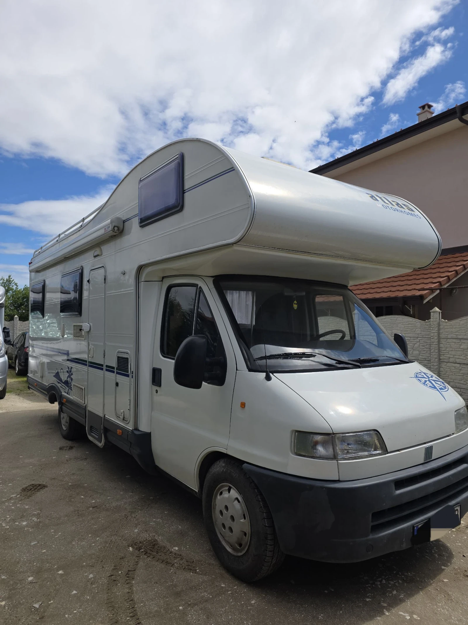 Кемпер Fiat Dukato Mc Louis, снимка 2 - Каравани и кемпери - 54581766