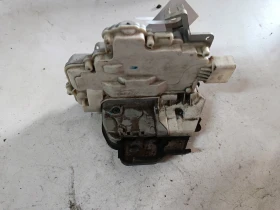 ����� �� �������� �� ����� (����� �����) 4F0839016A Audi A6