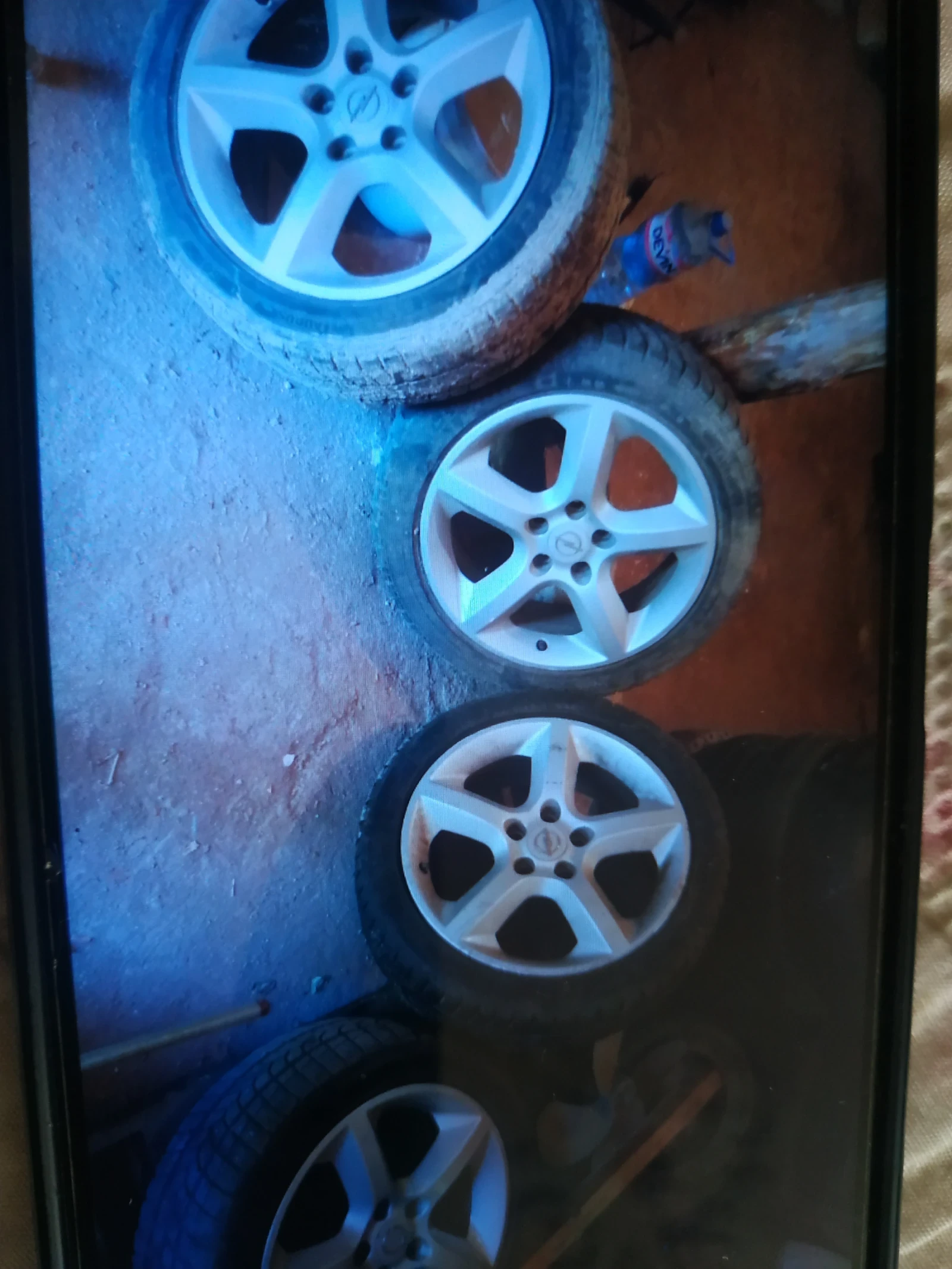 ���� � ������ 215/45R17 �� Opel | Mobile.bg � ����������� 2