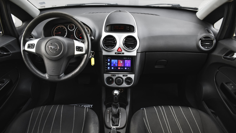 Opel Corsa 1.4 16V Ecotec Edition Automatic, снимка 8 - Автомобили и джипове - 46432878