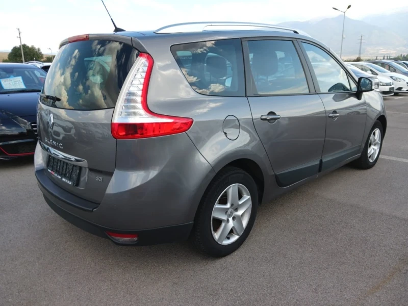 Renault Grand scenic 1.6 dci 5 МЕСТА, снимка 4 - Автомобили и джипове - 47728912