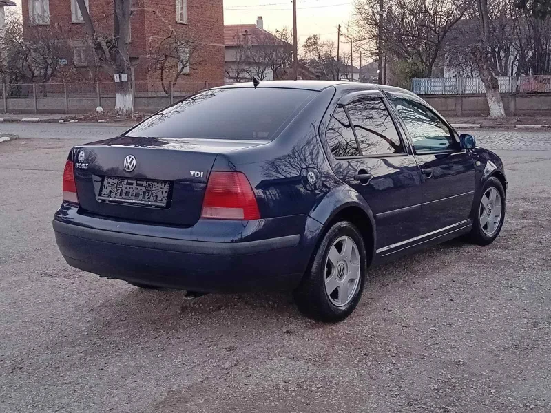 VW Bora TDI 116 HP, снимка 4 - Автомобили и джипове - 48262438