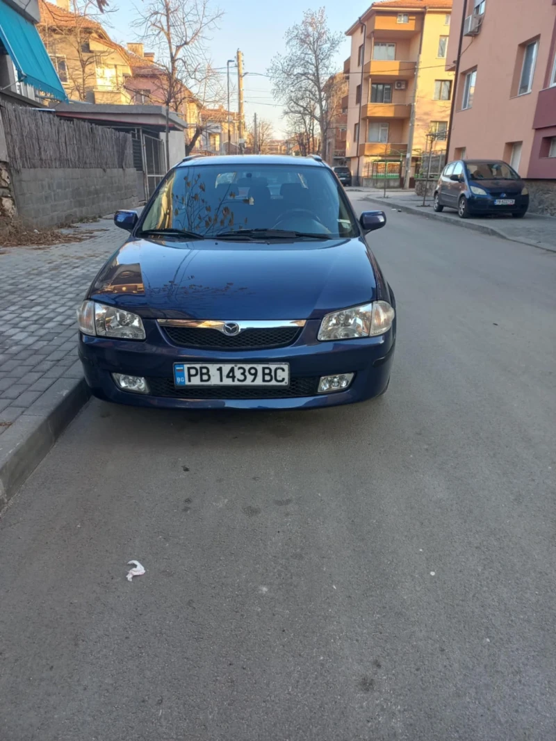 Mazda 323 1.5I, снимка 1 - Автомобили и джипове - 49510807