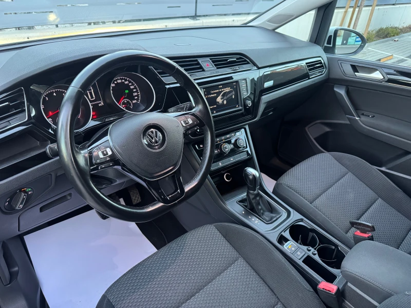 VW Touran 1.4I SWISS LED AUTOMATIC NAVI DISTRONIC FULL, снимка 11 - Автомобили и джипове - 49416216