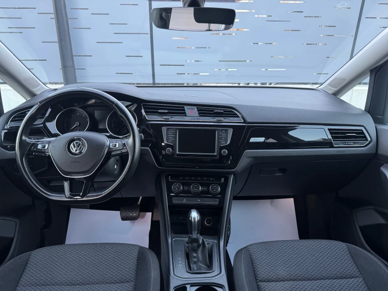 VW Touran 1.4I SWISS LED AUTOMATIC NAVI DISTRONIC FULL, снимка 13 - Автомобили и джипове - 49416216