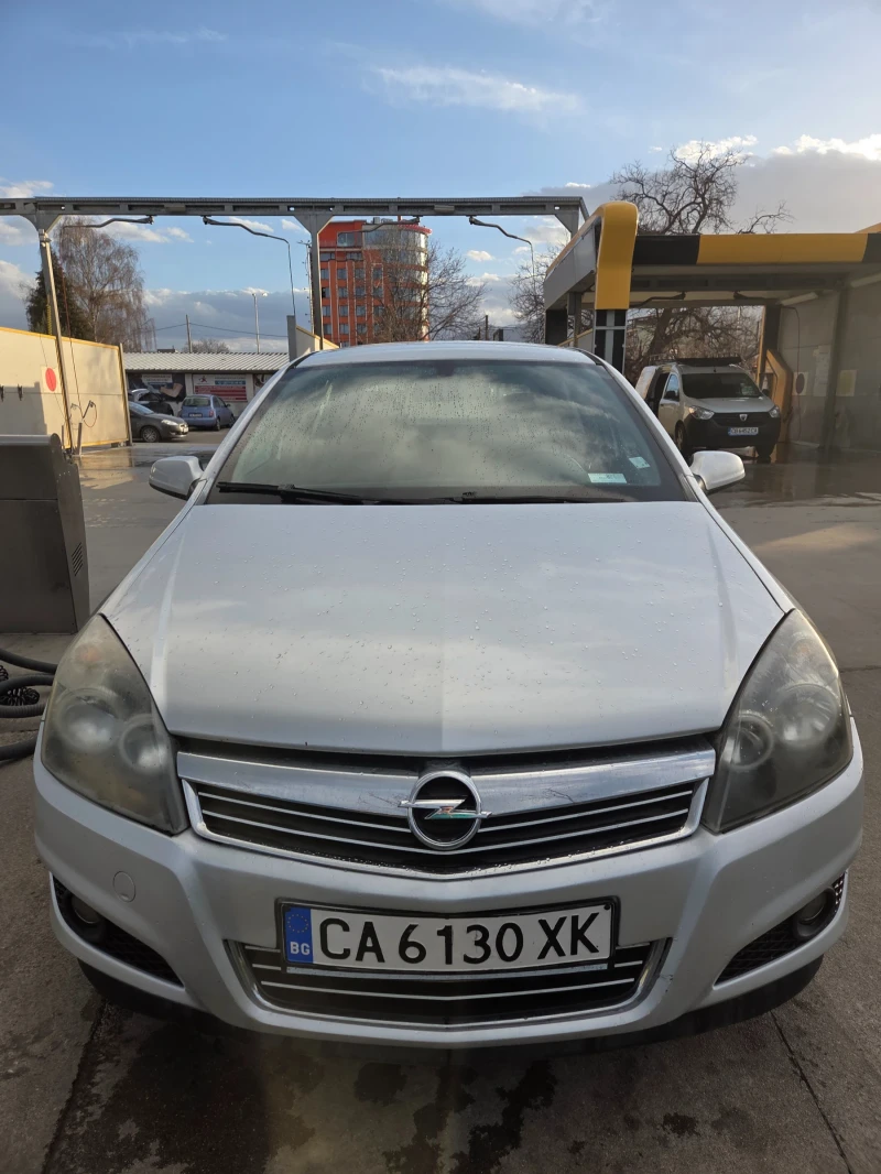 Opel Astra, снимка 1 - Автомобили и джипове - 49508457