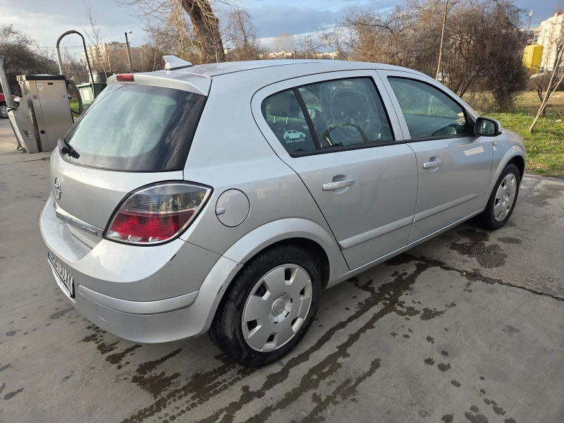 Opel Astra, снимка 4 - Автомобили и джипове - 49508457