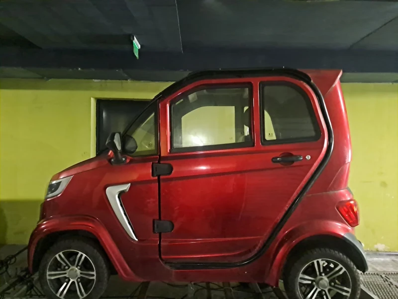 Eagle Premire Електрическа  тримесна кола, снимка 2 - Автомобили и джипове - 51902848