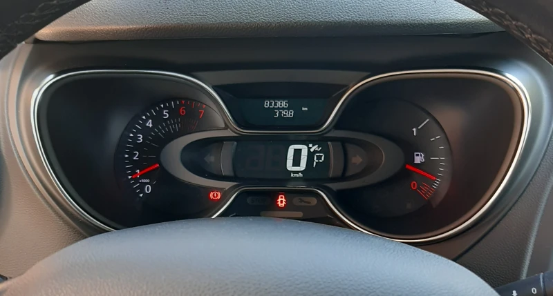 Renault Captur 1.3 TCe Collection, 2019, Нов внос, с фактура , снимка 14 - Автомобили и джипове - 53067066