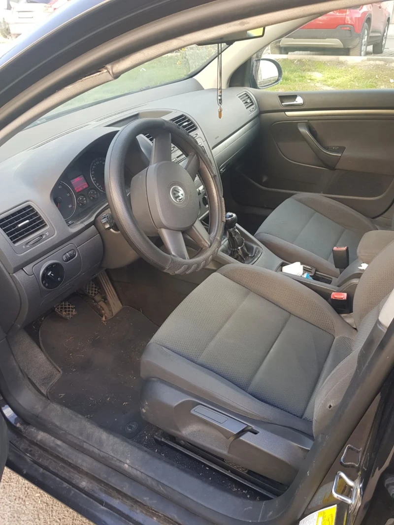 VW Golf 5, снимка 5 - Автомобили и джипове - 52273440