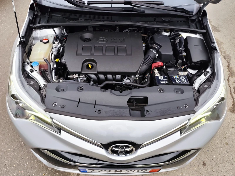 Toyota Avensis 2.0 vvti 152кс.Панорама, lane assist...., снимка 13 - Автомобили и джипове - 52351967