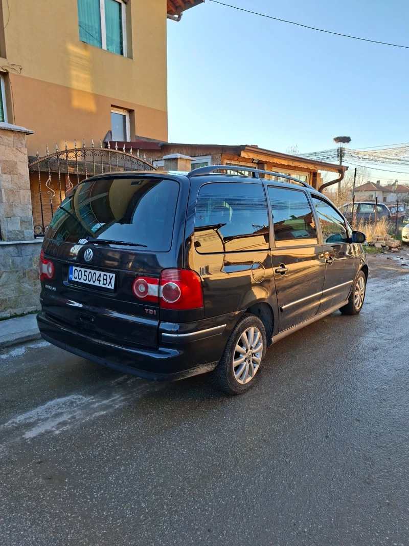 VW Sharan 1.9 TDI, снимка 2 - Автомобили и джипове - 52913403