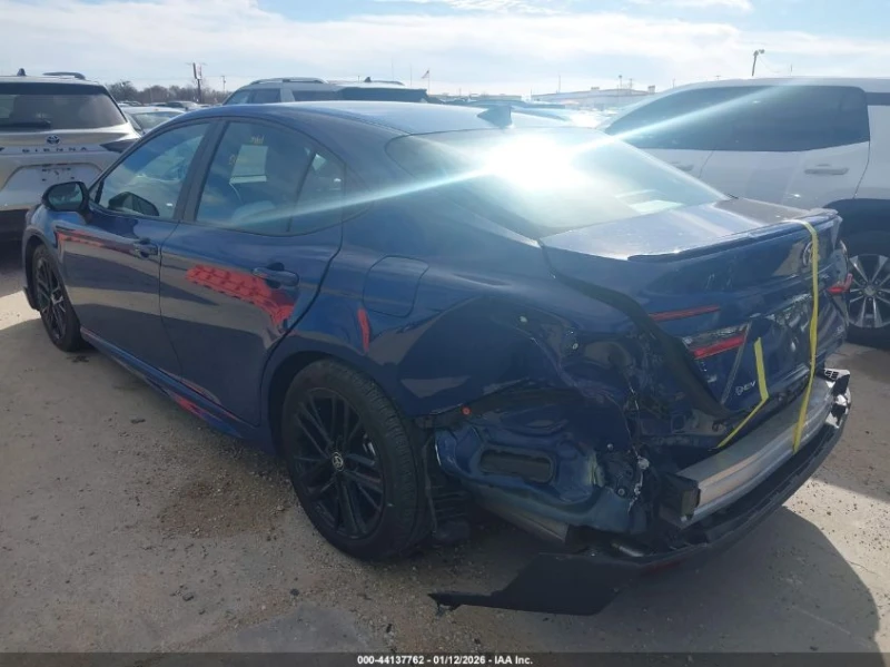 Toyota Camry 2.5L I-4 DI, DOHC, VVT, 184HP Front Wheel Drive, снимка 8 - Автомобили и джипове - 53113094