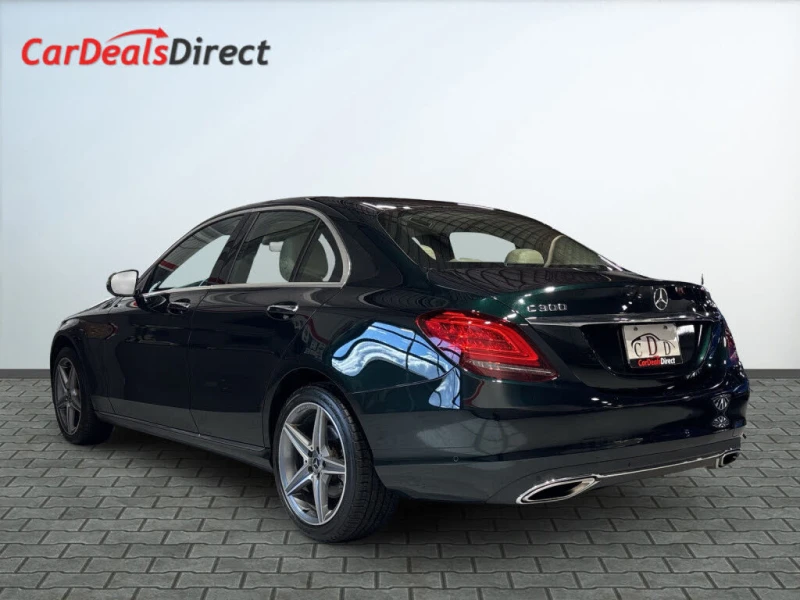 Mercedes-Benz C 300 АМG PACK* 9 G-Tronic* DISTRONIC* PANORAMA* MULTIBE, снимка 4 - Автомобили и джипове - 53413080