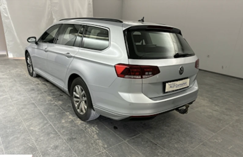 VW Passat 2.0 TDI DSG , снимка 3 - Автомобили и джипове - 47617229