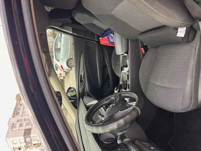 Opel Insignia, снимка 11 - Автомобили и джипове - 53982773