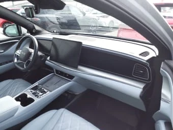 BYD Sealion 7 4x4 530кс!!!ОЧАКВАН ВНОС 25.04, снимка 7 - Автомобили и джипове - 54172240