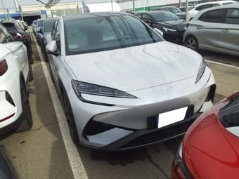 BYD Sealion 7 4x4 530кс!!!ОЧАКВАН ВНОС 25.04, снимка 2 - Автомобили и джипове - 54172240