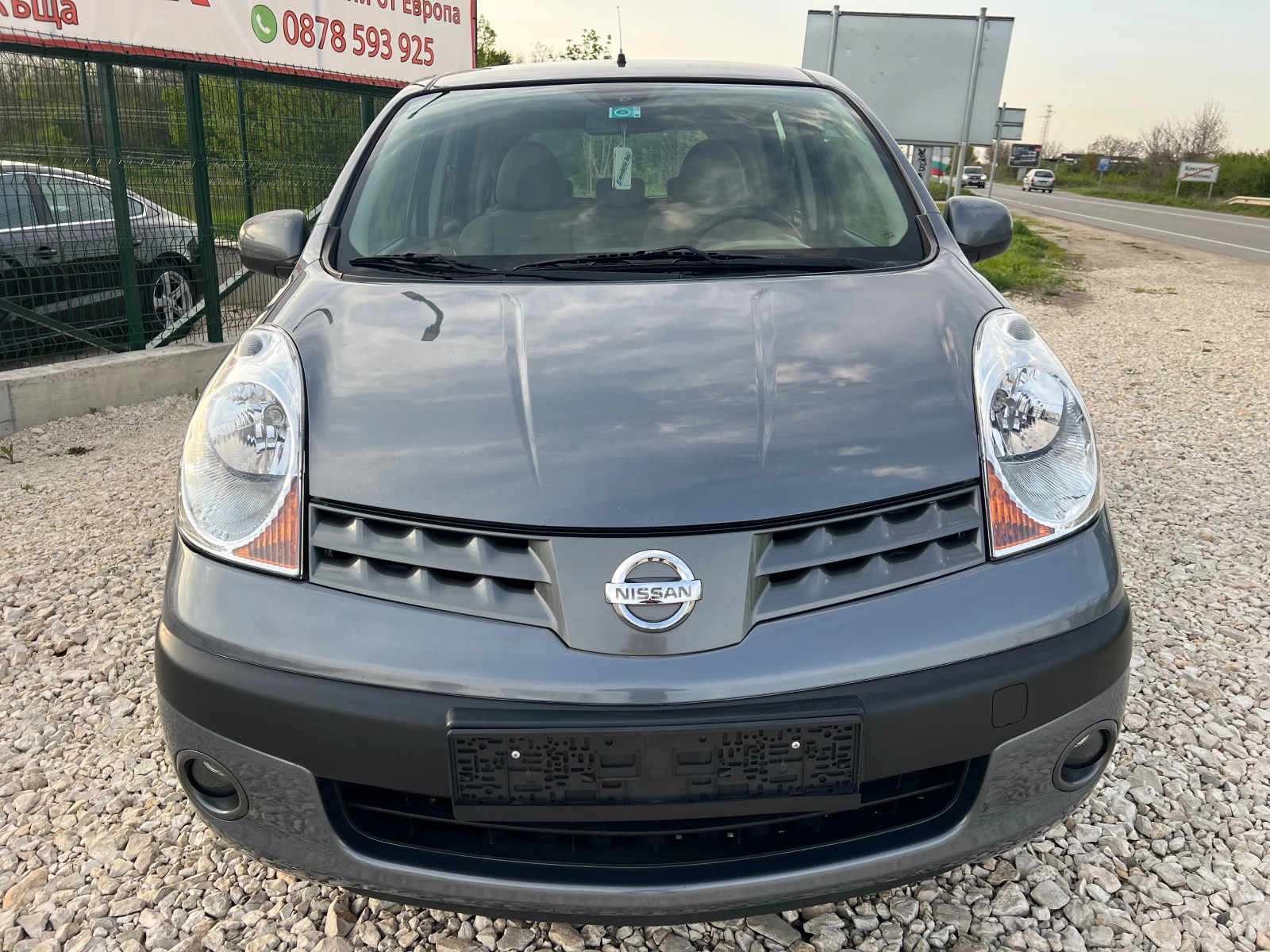 Nissan Note 1.4i 16v-88p.s - изображение 5