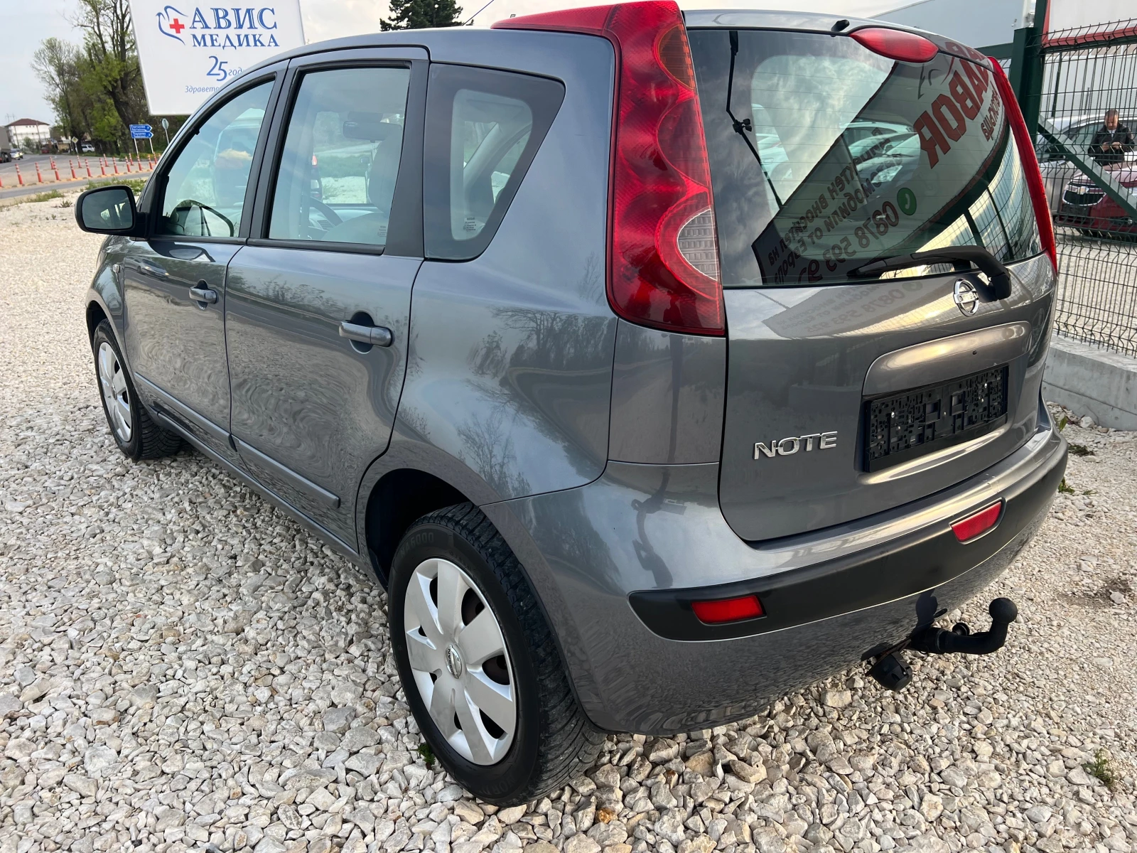 Nissan Note 1.4i 16v-88p.s - изображение 4