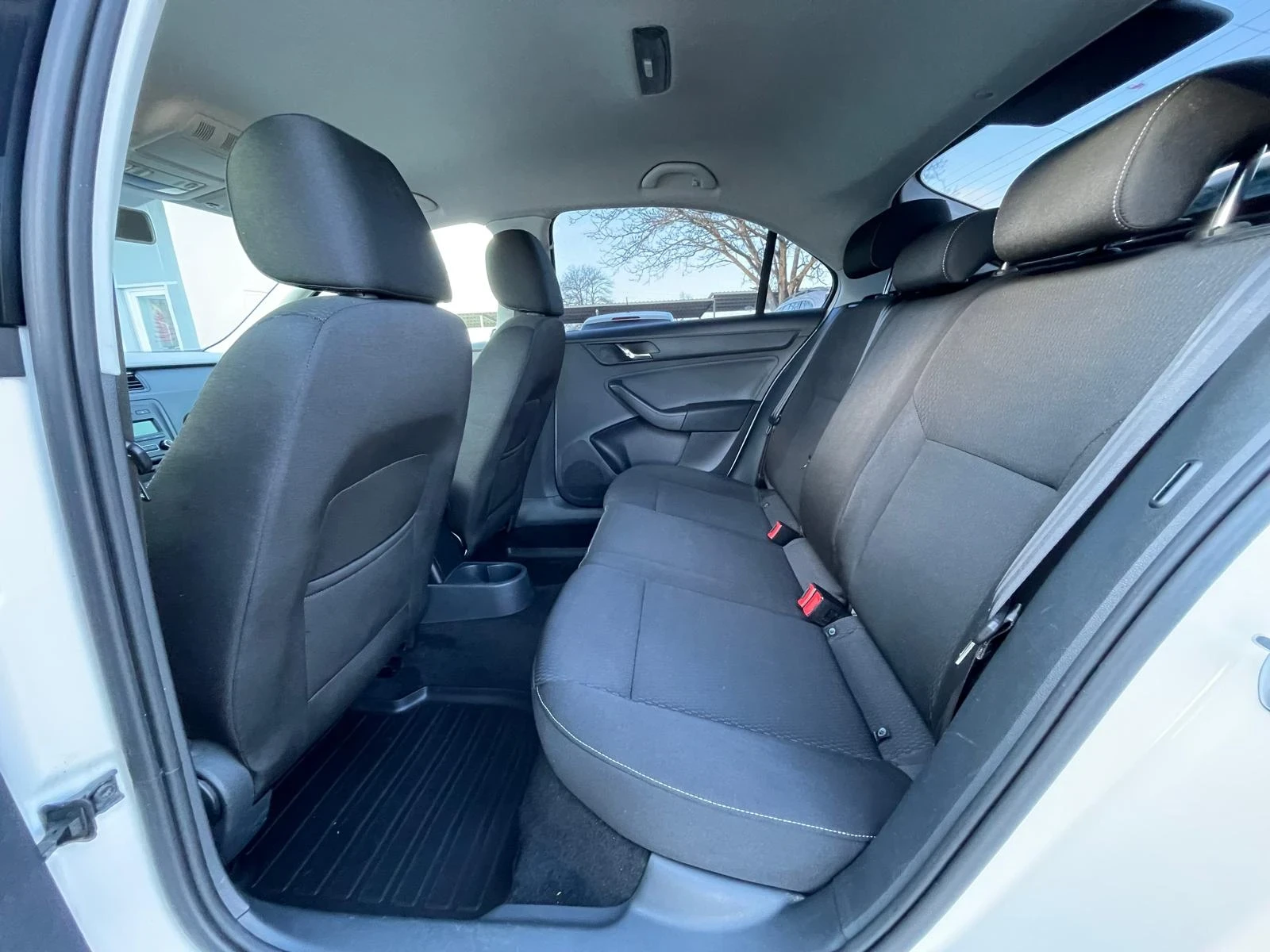 Skoda Rapid 1.4/Automat  | Mobile.bg — изображение 13