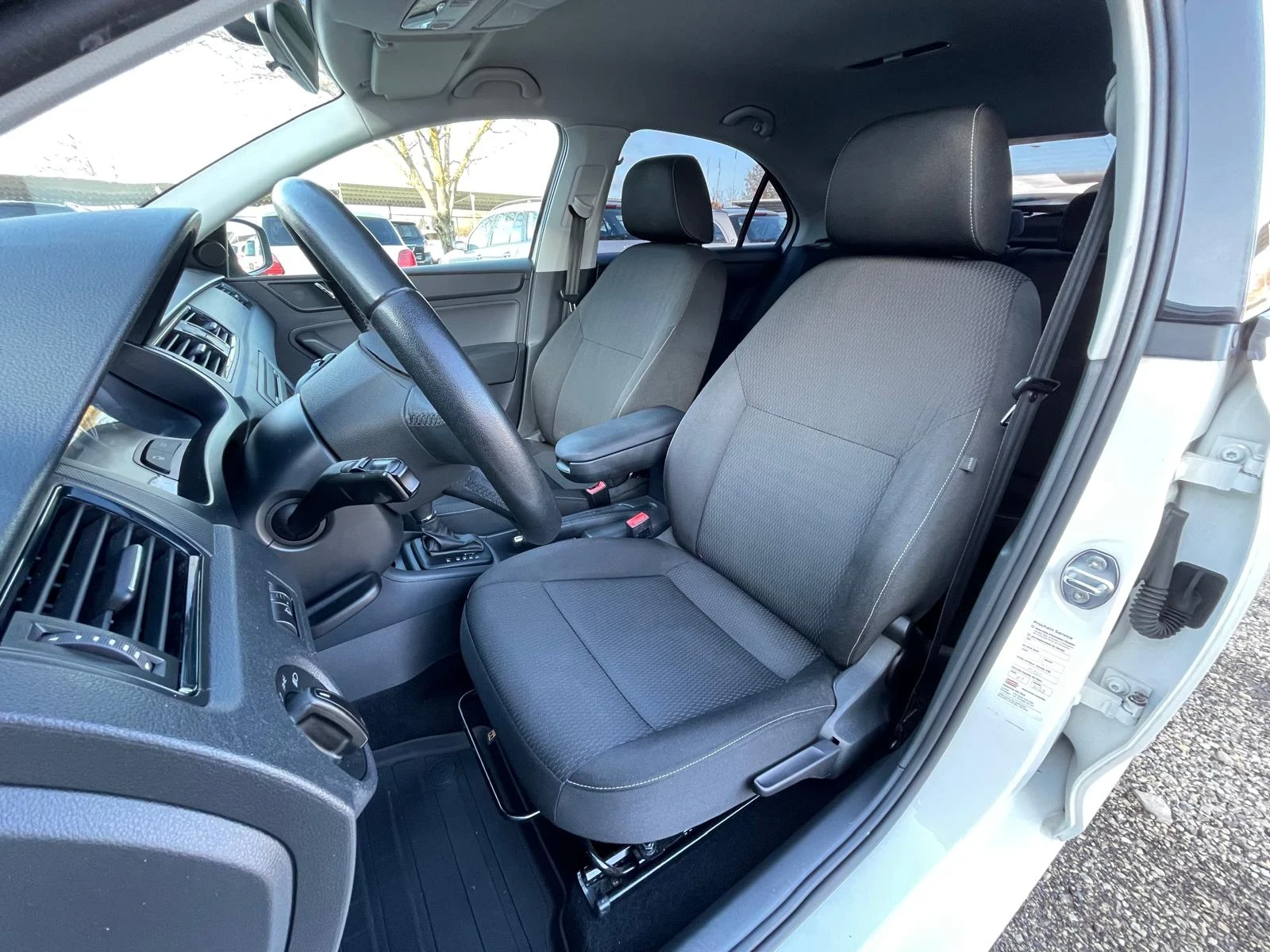 Skoda Rapid 1.4/Automat  | Mobile.bg — изображение 12