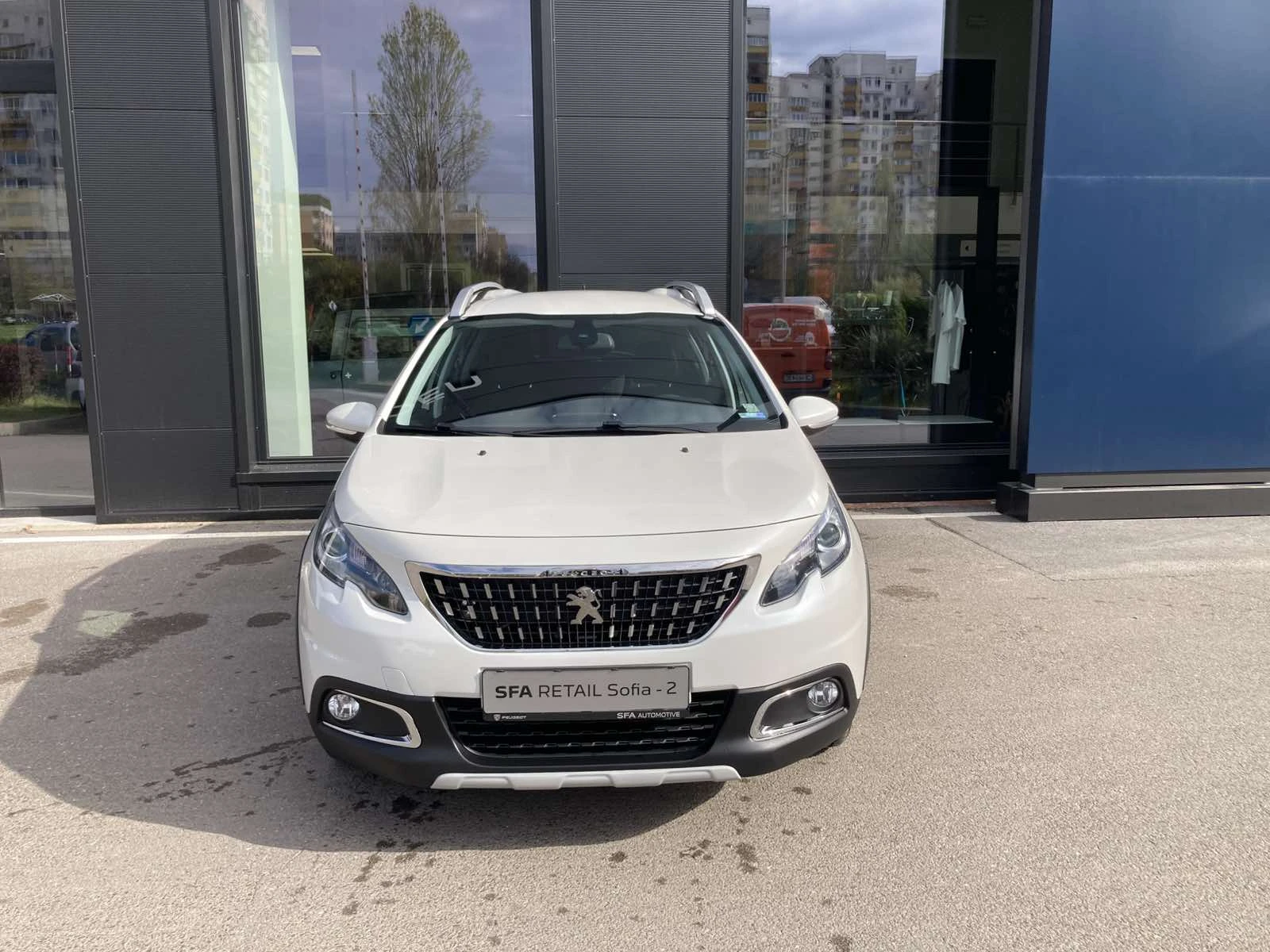 Peugeot 2008 ALLURE 1.2 e-THP 130 BVM6 STT EURO 6.2 - изображение 2
