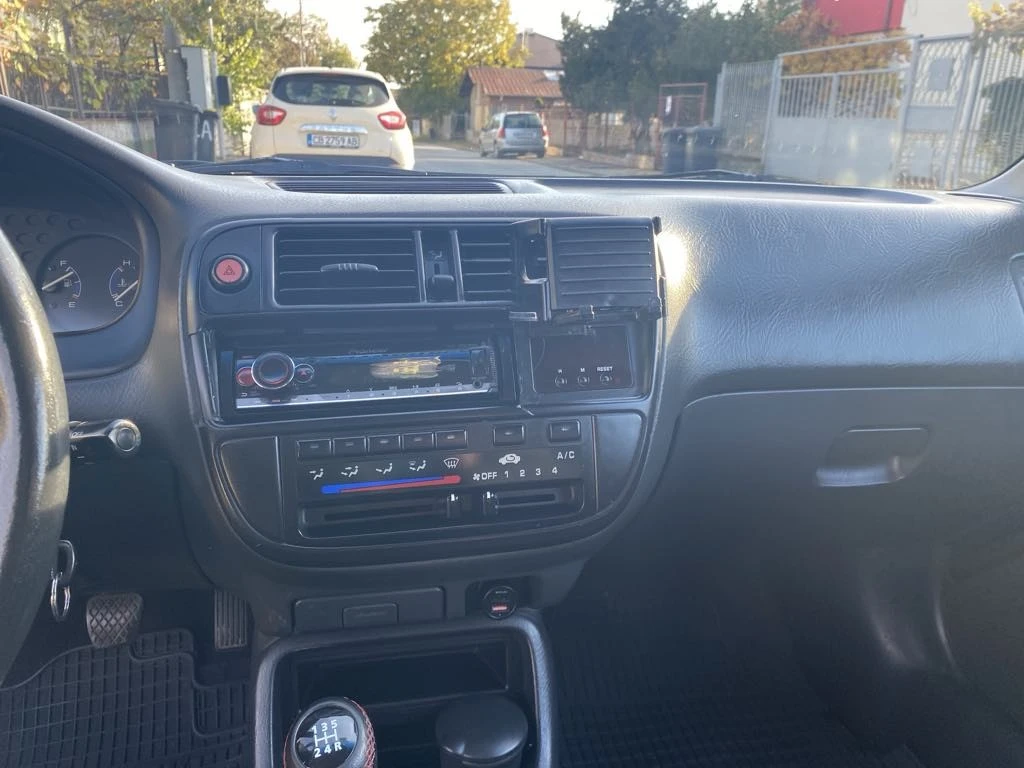Honda Civic  - изображение 8