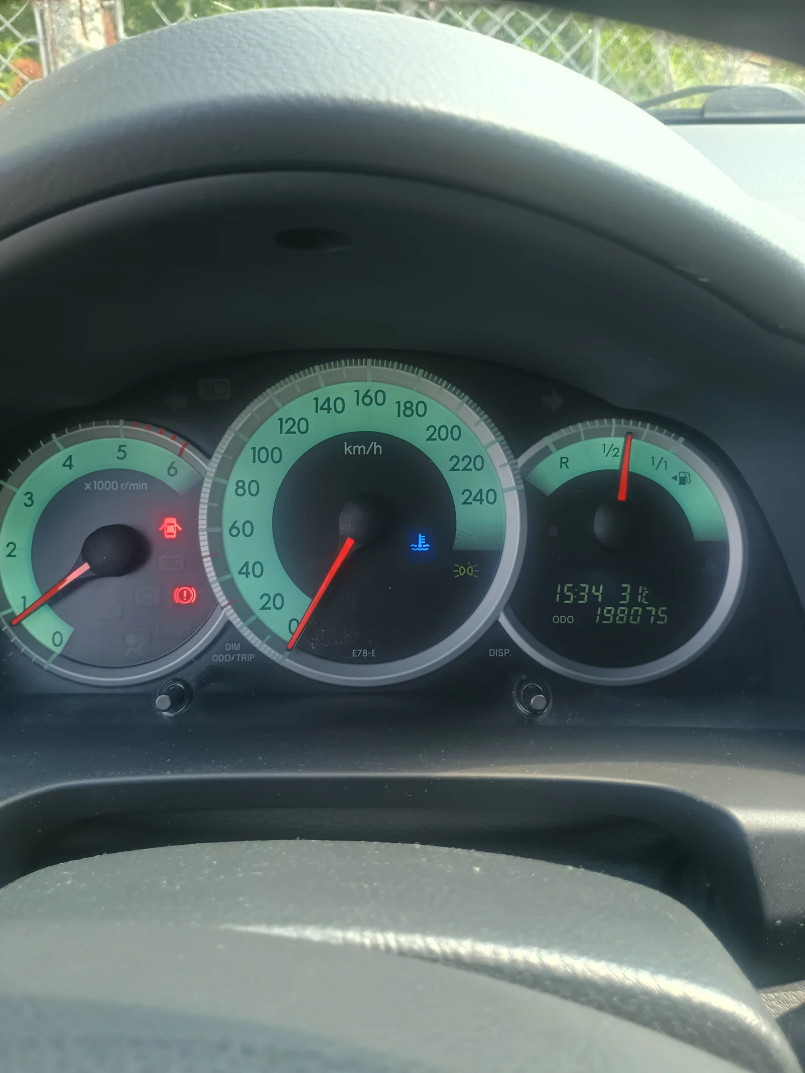Toyota Corolla verso  - изображение 9