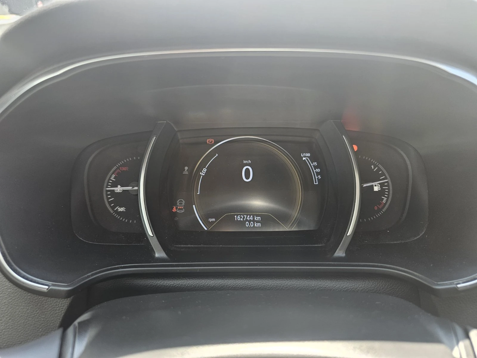 Renault Megane 1.3 TCe 115 - изображение 8