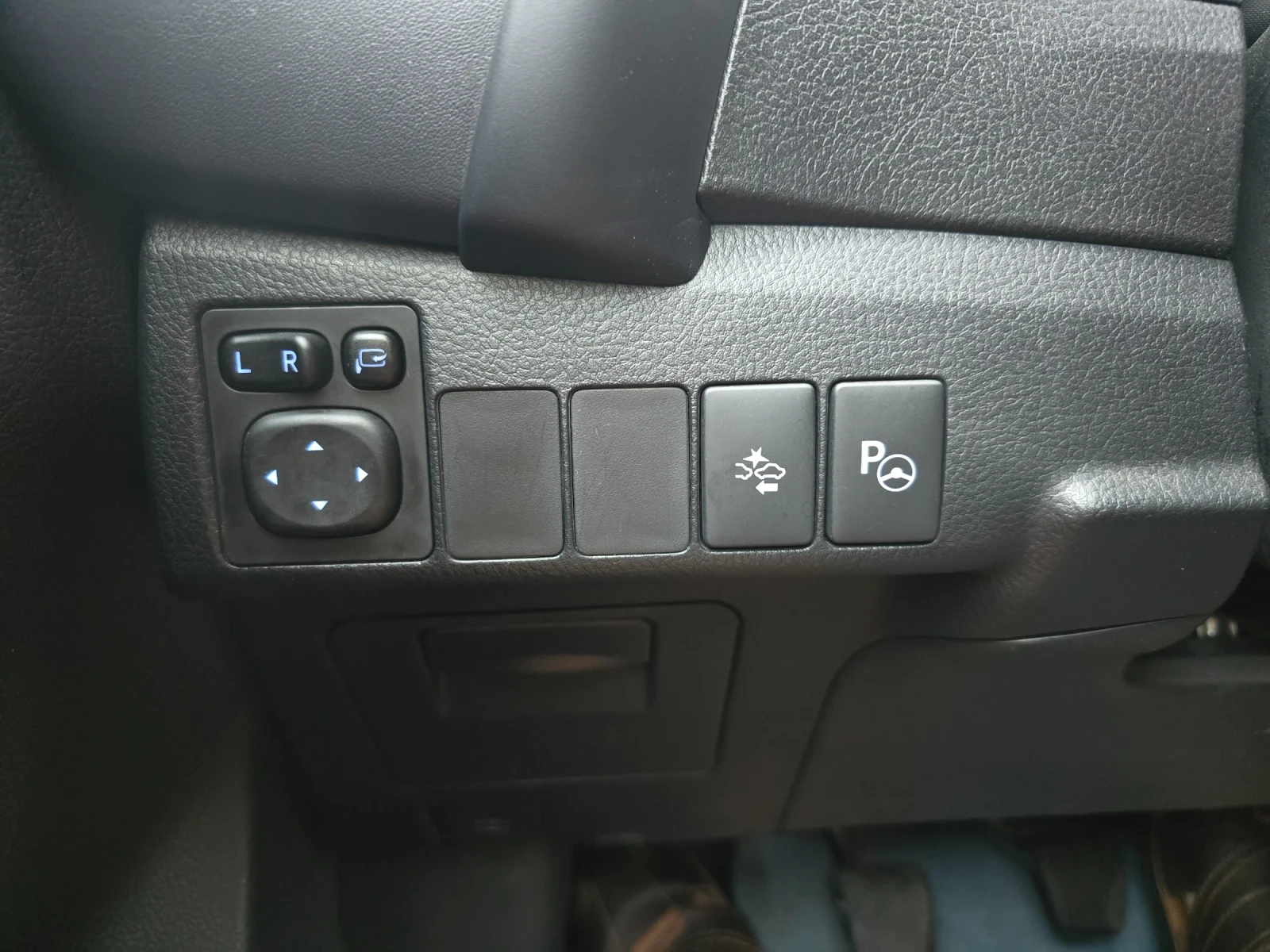 Toyota Corolla 1.6 VVTI - изображение 7