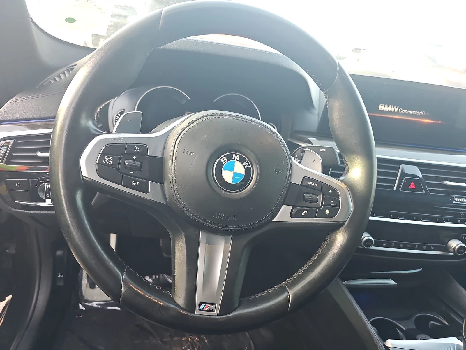 BMW 540 M* SPORT* ДИГИТАЛНО* ТАБЛО* ПОДГРЕВ* КАМЕРА* КЕЙЛЕ - изображение 8
