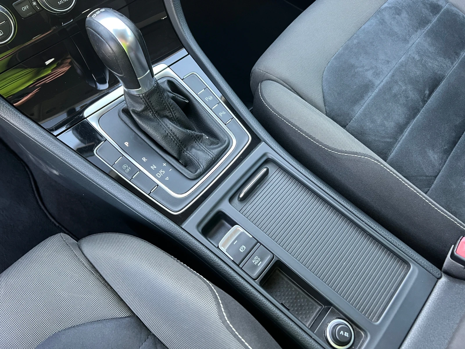 VW Golf 1.6TDI-110..DSG/EURO6B/// | Mobile.bg   14