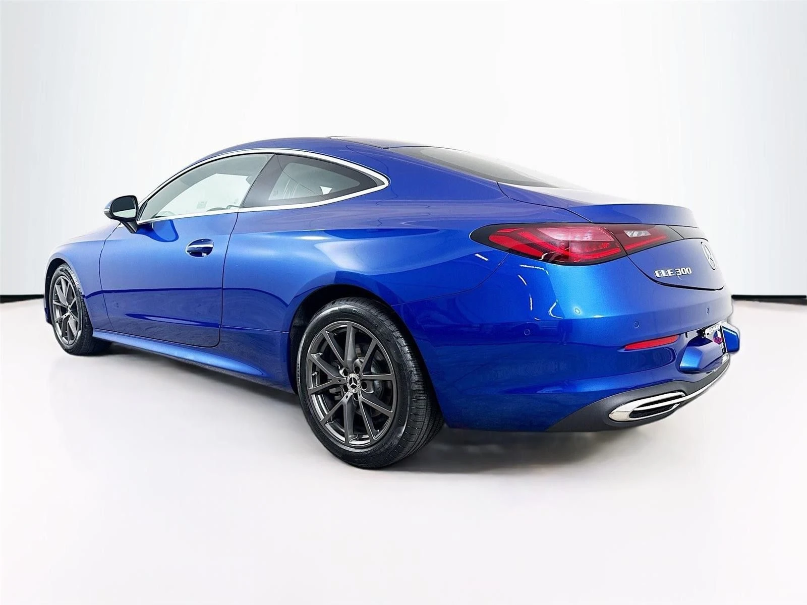 Mercedes-Benz CLE 300 Coupe* CARFAX* ОПЦИЯ ЗА ФИНАНСИРАНЕ*  - изображение 4