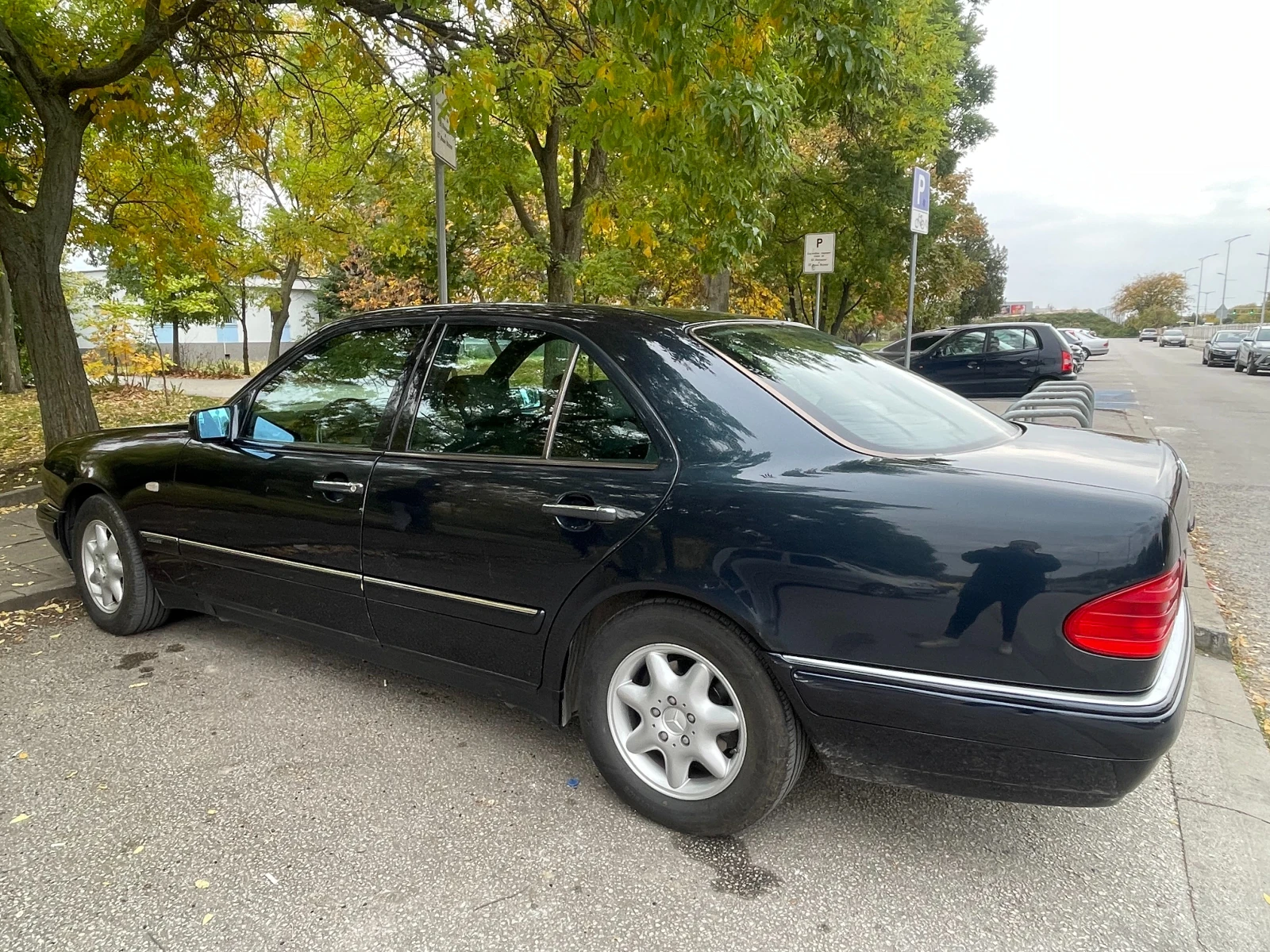 Mercedes-Benz E 250  - изображение 5