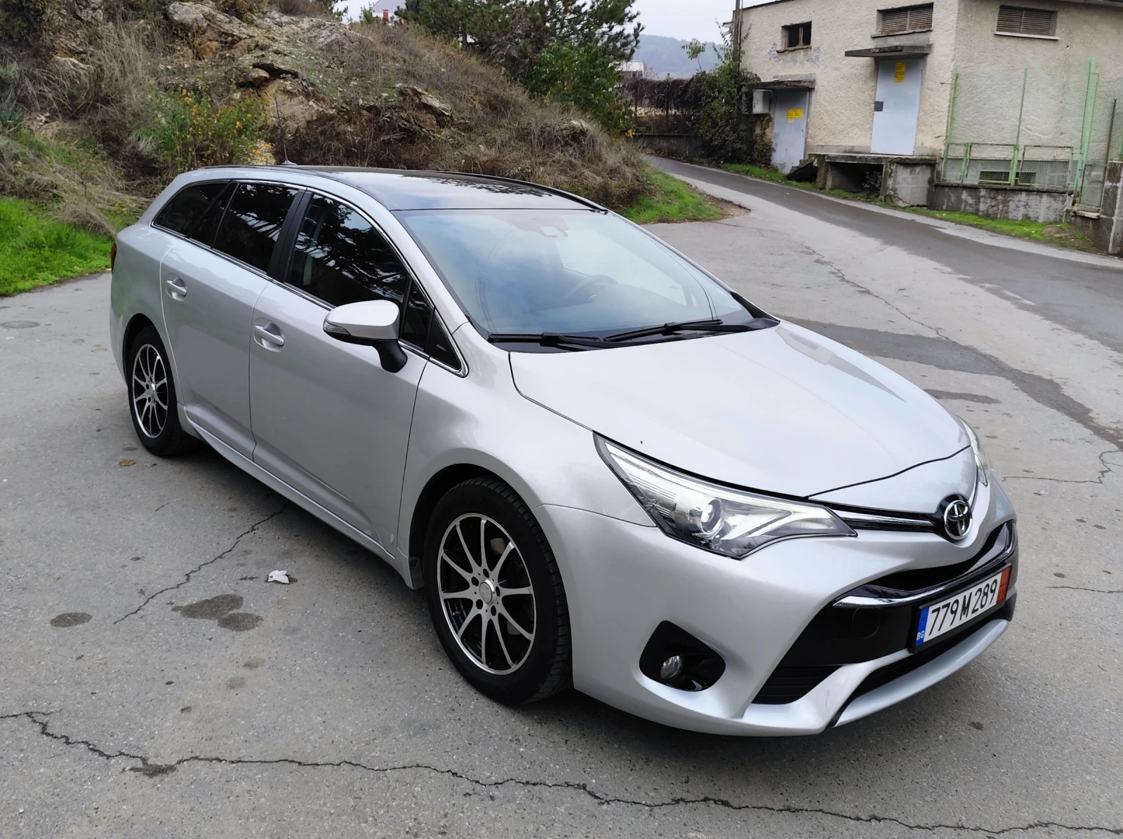 Toyota Avensis 2.0 vvti 152., lane assist.... | Mobile.bg   3