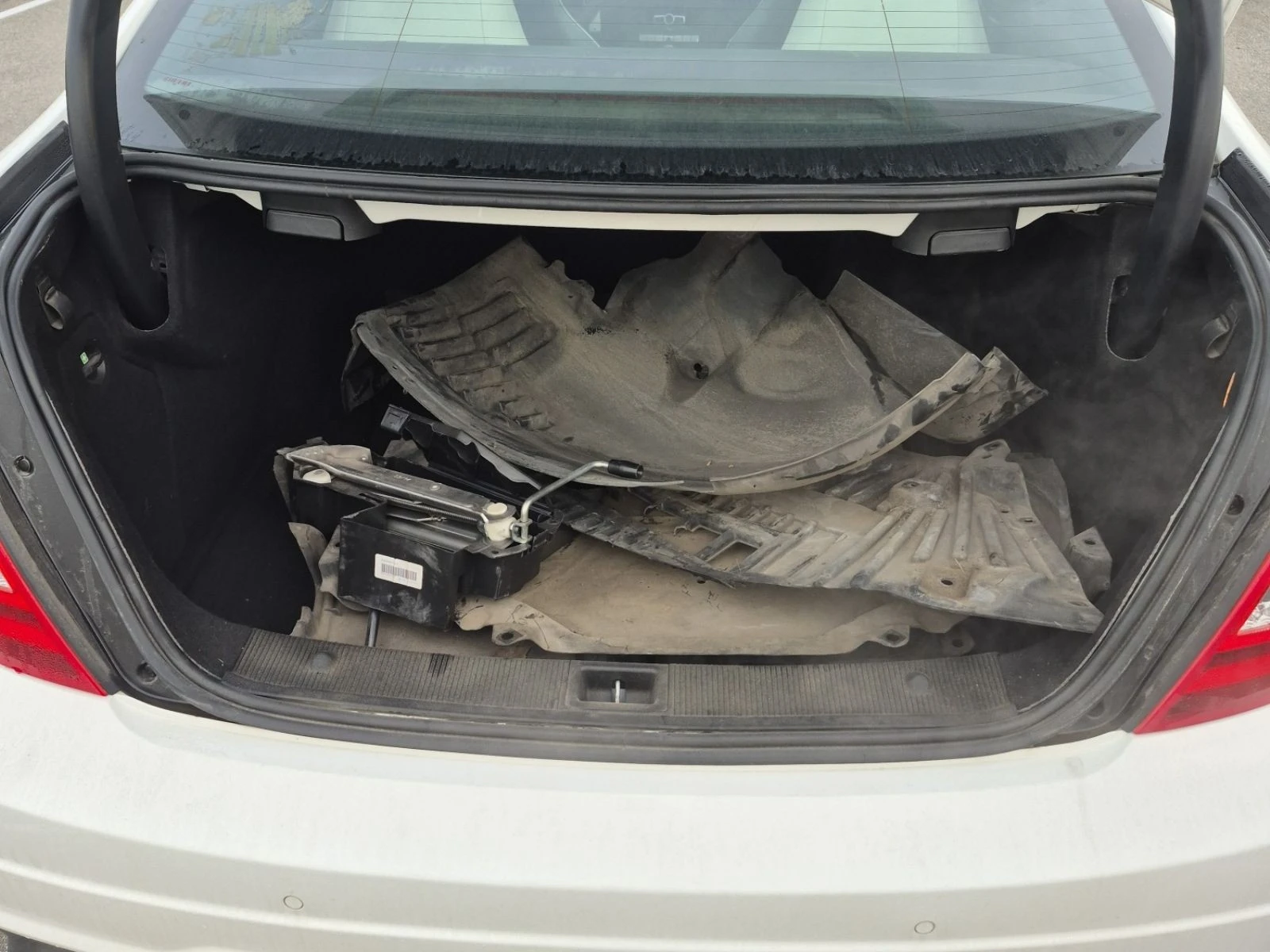 Mercedes-Benz C 63 AMG CARFAX    | Mobile.bg   12