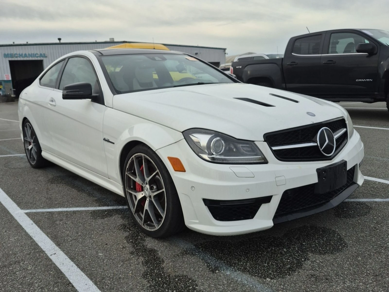 Mercedes-Benz C 63 AMG CARFAX    | Mobile.bg   2