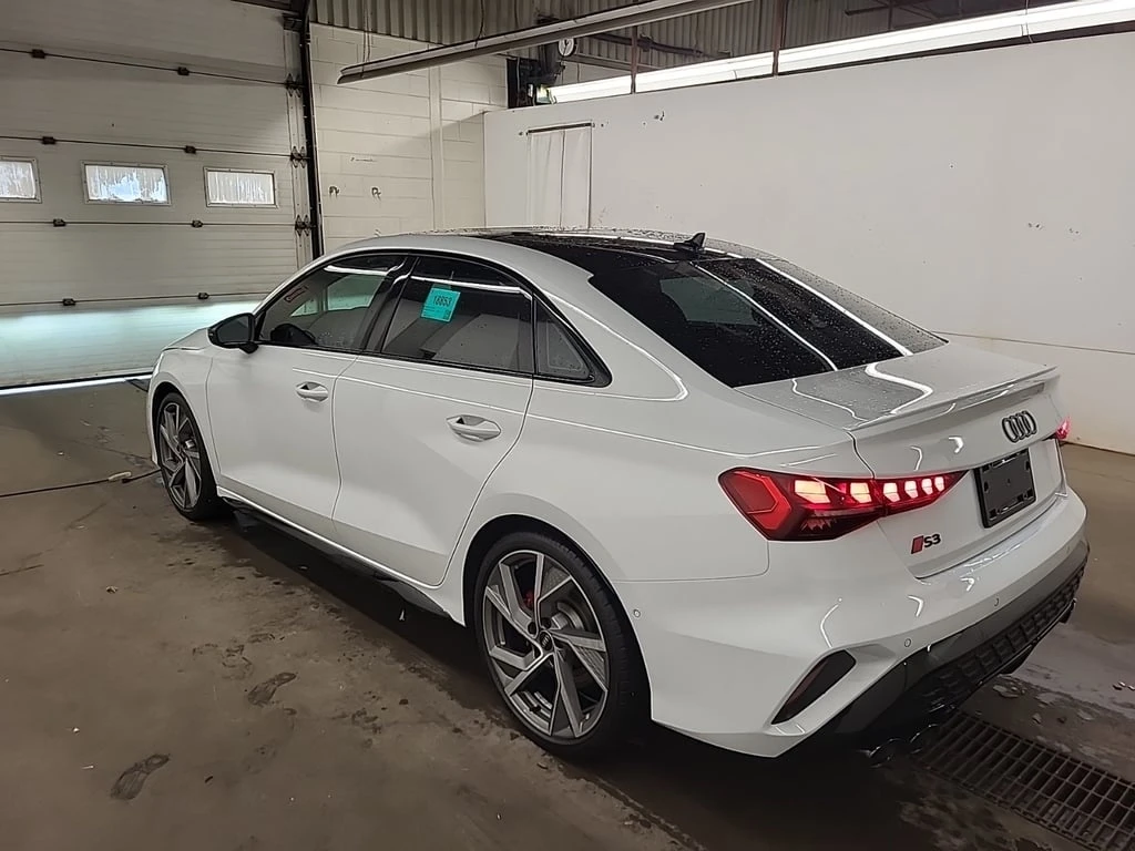 Audi S3 * PROGRESSIV * CARFAX * БЕЗ ПЪРВОНАЧАЛНА ВНОСКА - изображение 4