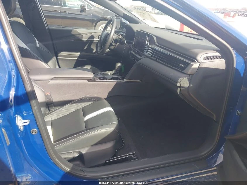 Toyota Camry 2.5L I-4 DI, DOHC, VVT, 184HP Front Wheel Drive - изображение 10