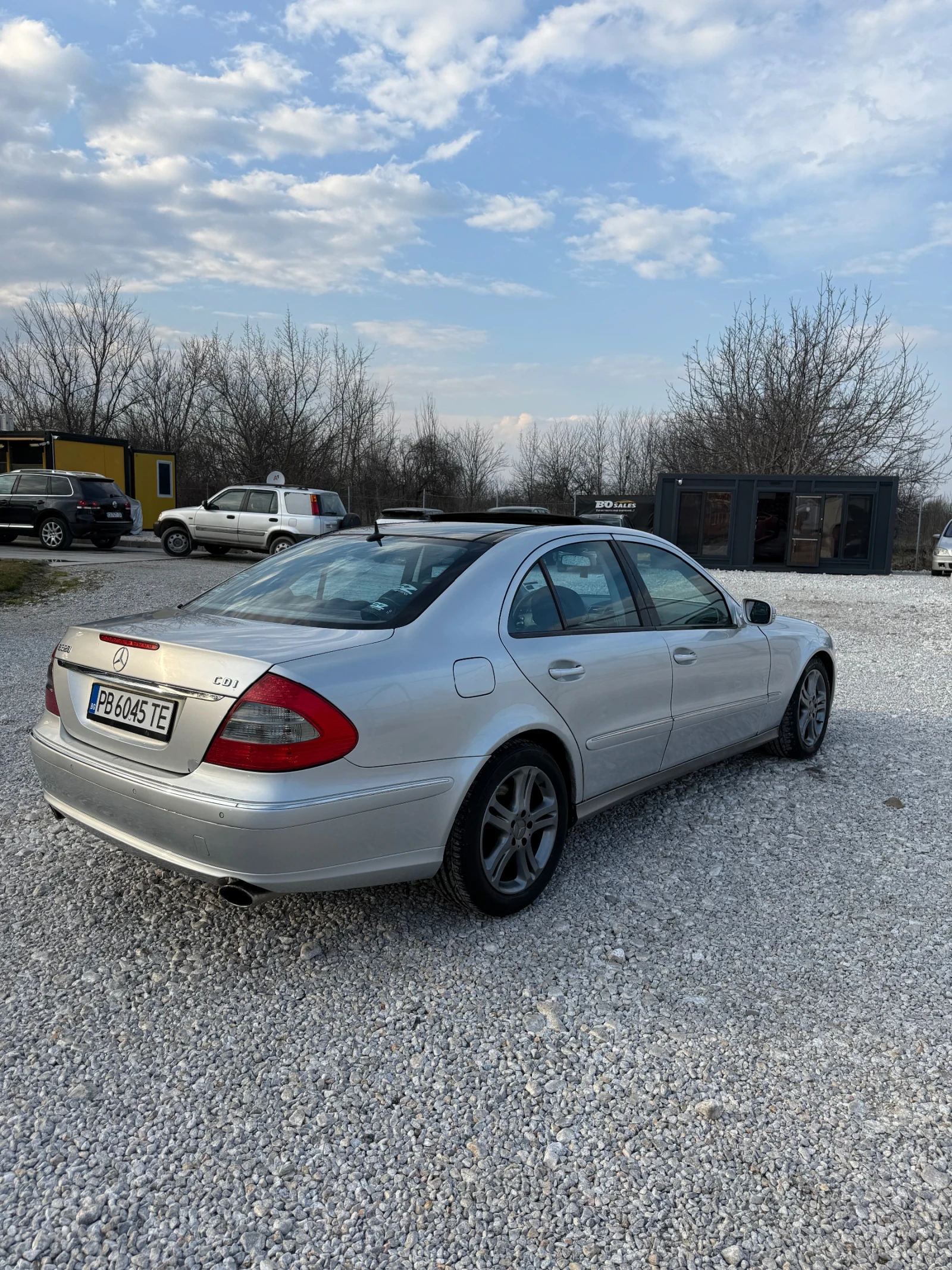 Mercedes-Benz E 320 Evo avantgarde, снимка 4 - Автомобили и джипове - 53732899